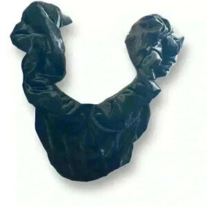 Pretty little thing Women's velvet off shoulder crop top size US 16